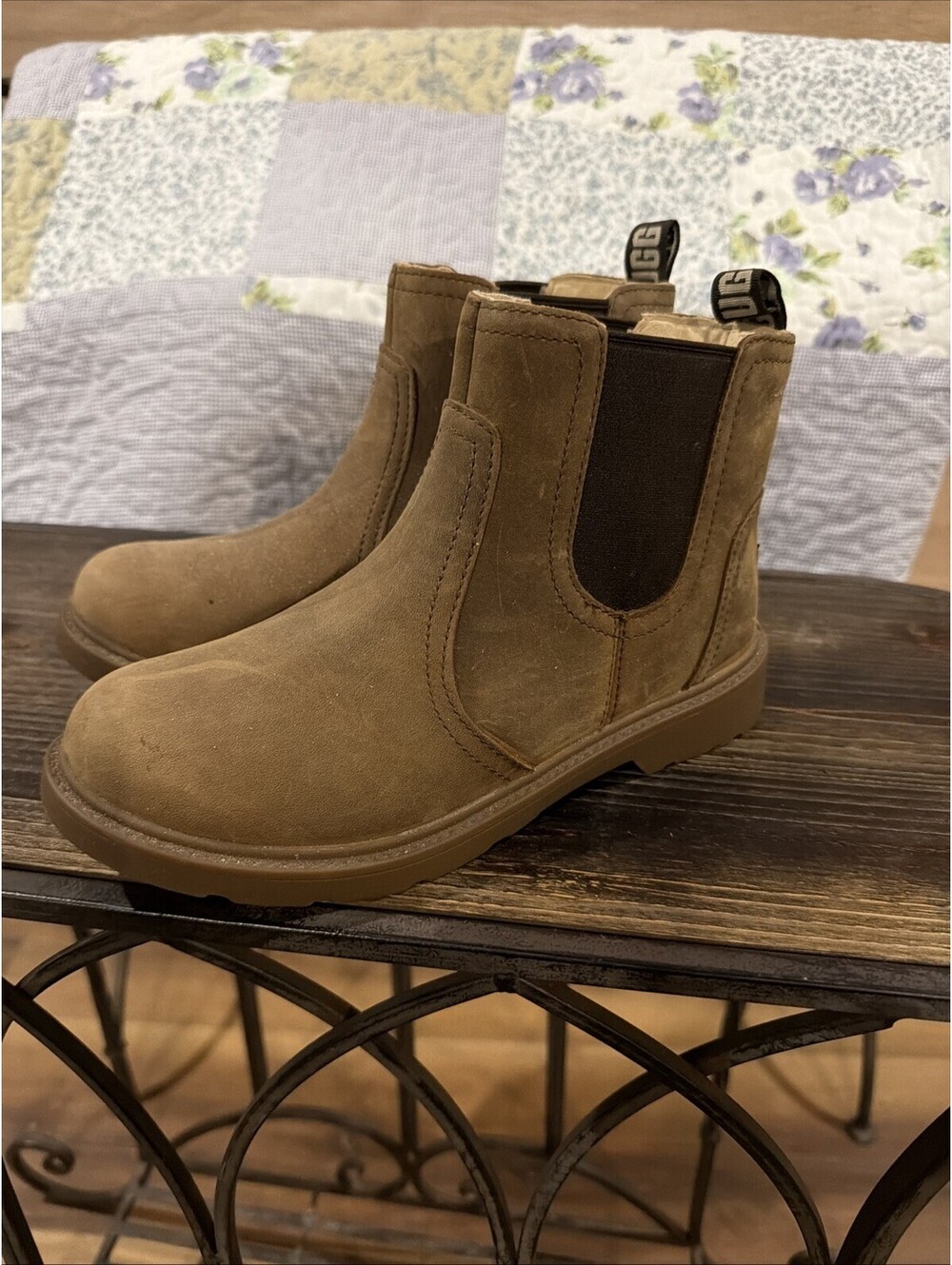 UGG S/N 1112455K